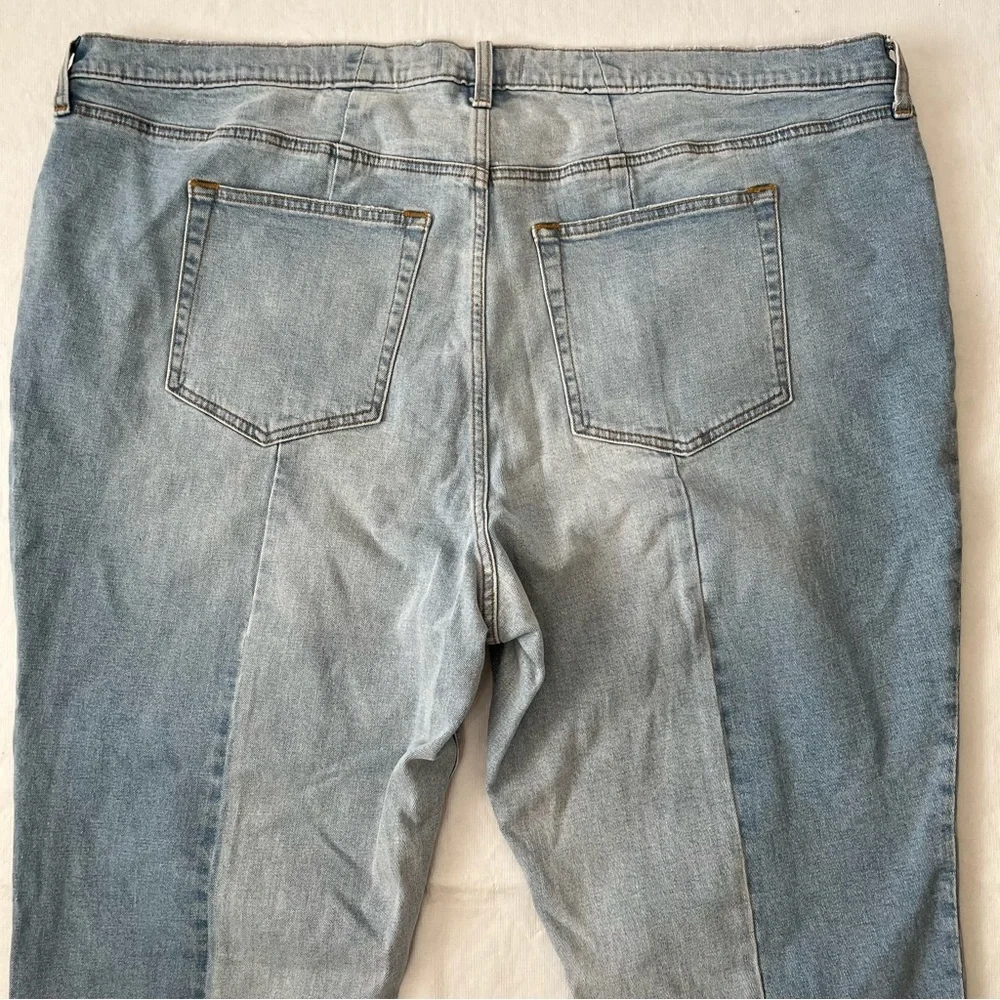 Abercrombie & Fitch Ankle Straight Ultra High Rise Jeans NWT
